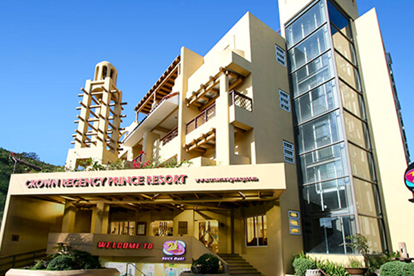 Crown Regency Prince Resort